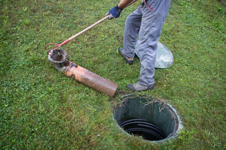 How to Go About Cleaning a Septic Tank